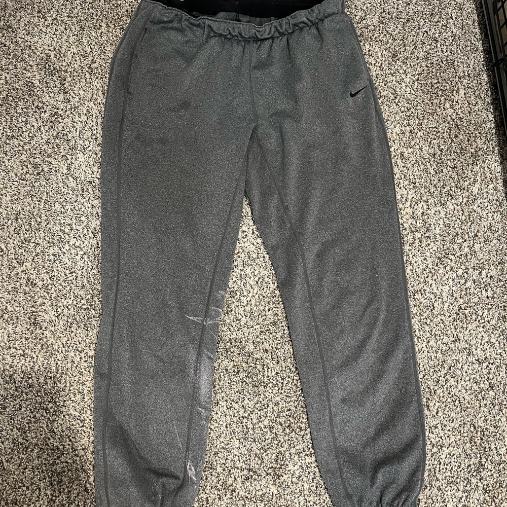 Nike therma fit sweats
